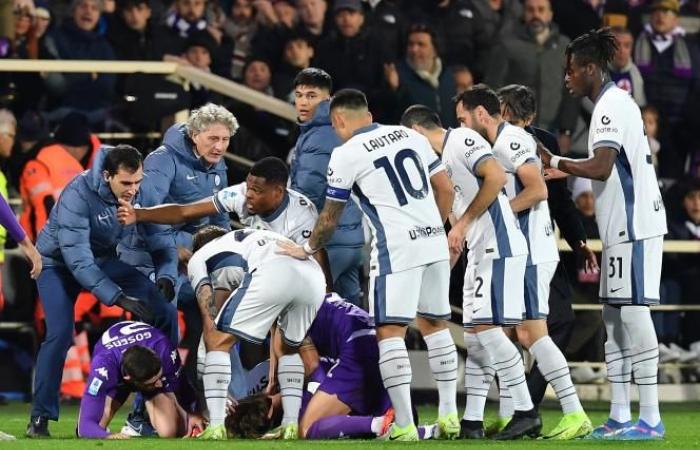 Edoardo Bove se desploma en el campo durante el Fiorentina-Inter: el jugador recuperó el conocimiento en el hospital