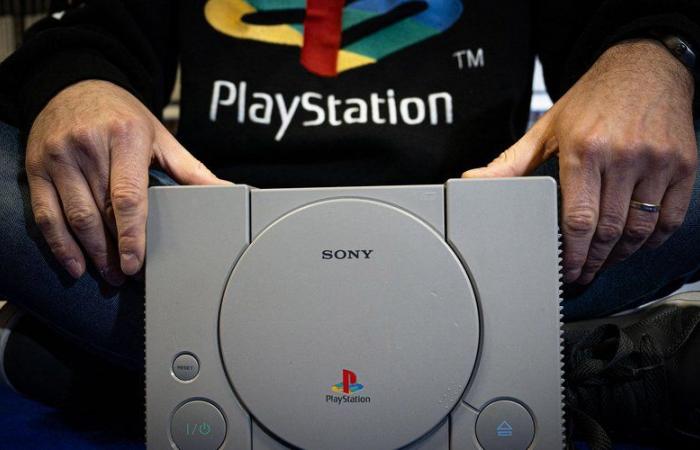 30 años de PlayStation, la consola que llevó los videojuegos a la edad adulta