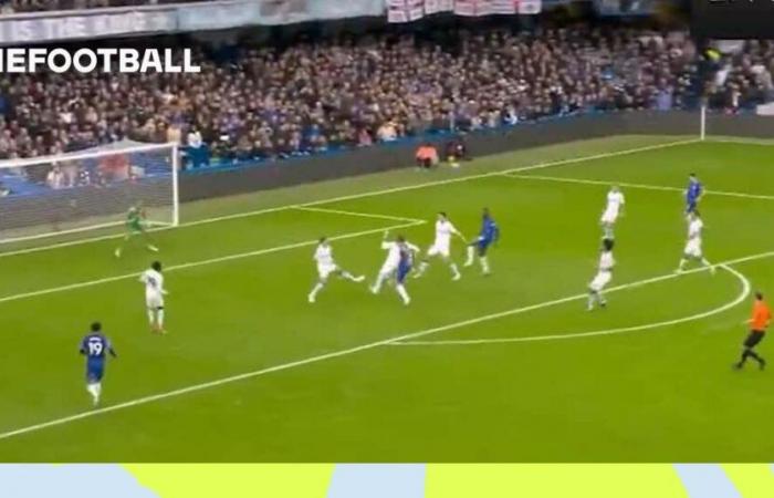 (Vídeo): Una volea exterior de Enzo pone al Chelsea por delante 2-0