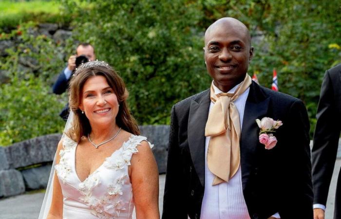 La princesa Marta de Noruega deja una preciosa pizarra tras su boda