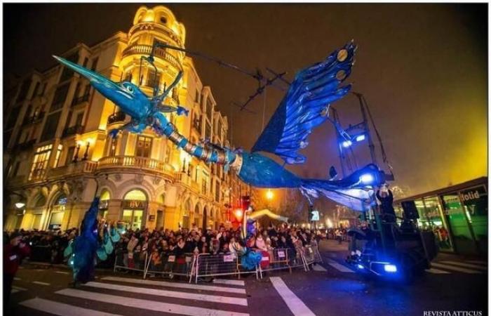 Un tanque aéreo se desploma sobre la multitud en Normandía: 13 personas heridas durante el desfile