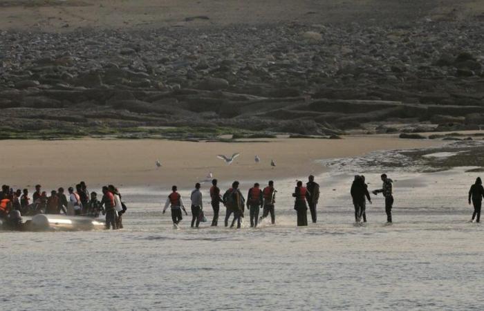 151 inmigrantes rescatados frente a Calais mientras intentaban cruzar el Canal de la Mancha