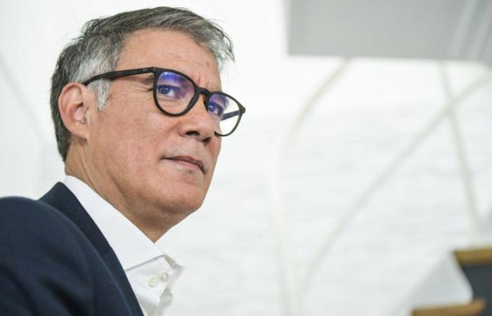 Faure llama a Mélenchon a la “humildad” ante la posible candidatura conjunta en caso de elecciones presidenciales anticipadas