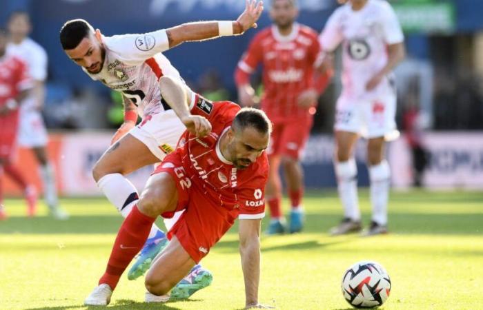 ¡Se desata una pelea al final del partido entre Montpellier y Lille!