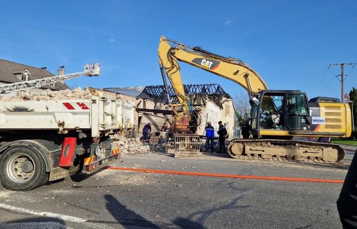 “En 45 minutos no quedaba nada”: un coche choca contra un edificio en la carretera de Tarbes a Lée y provoca un incendio, un muerto