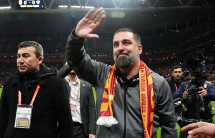 La reacción de Arda Turan ante Okan Buruk: Soy del Galatasaray, pero…