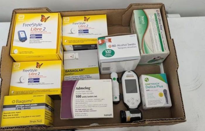 Una pareja ruega a Alberta que se una al programa federal de seguro de medicamentos