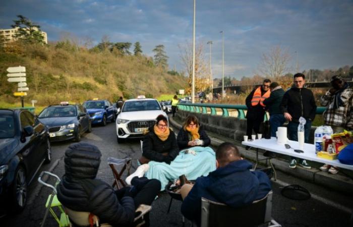 Transporte de enfermos: taxistas enojados y preocupados se movilizaron en Lyon y Toulon – 12/02/2024 a las 13:57