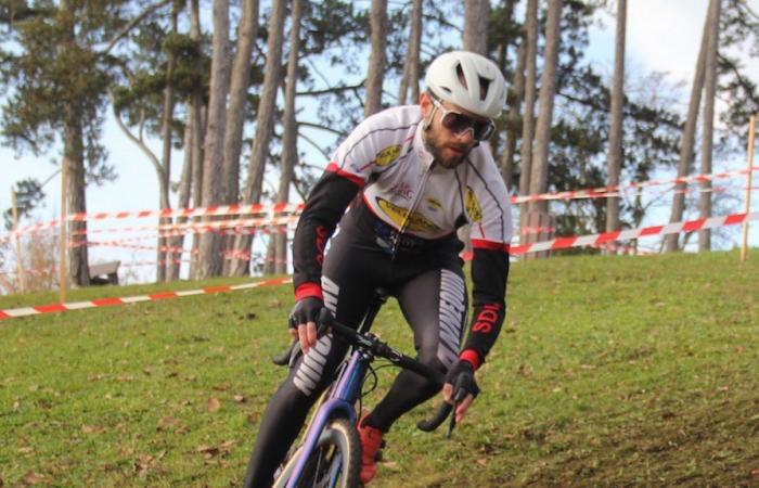 Ciclocross: William Millat por delante de su hermano Adrien en las alturas de Le Creusot