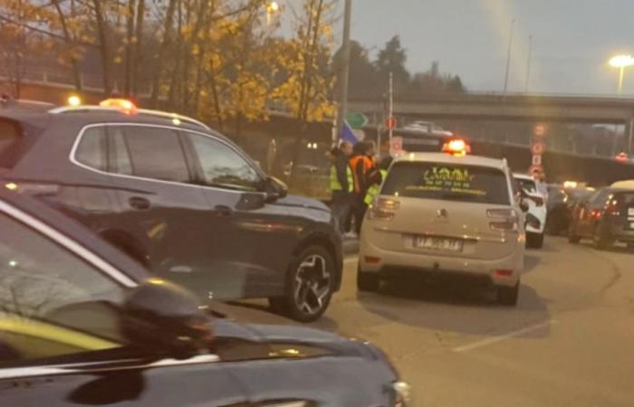 Lyon bloqueado por taxis este lunes: puntos a evitar