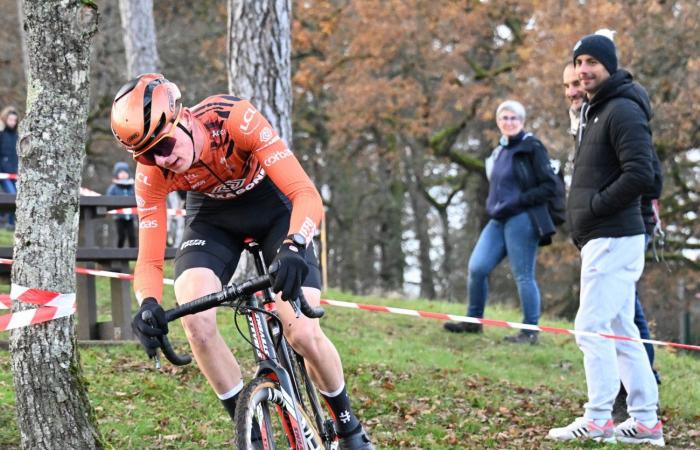 Ciclocross: William Millat por delante de su hermano Adrien en las alturas de Le Creusot