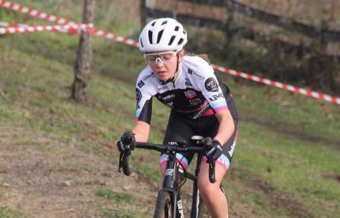 Ciclocross: William Millat por delante de su hermano Adrien en las alturas de Le Creusot