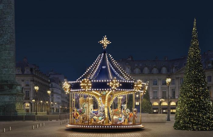 Louis Vuitton instala su carrusel Place Vendôme