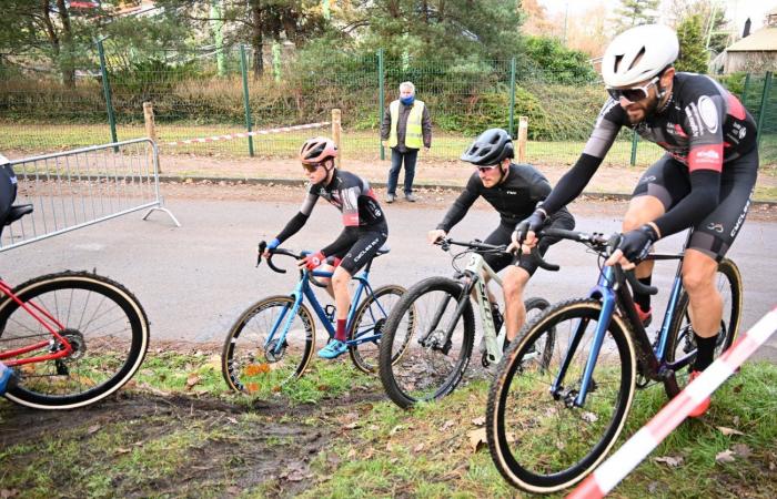 Ciclocross: William Millat por delante de su hermano Adrien en las alturas de Le Creusot