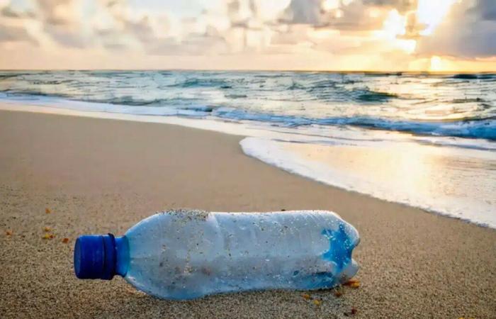 El nuevo plástico es soluble en agua de mar