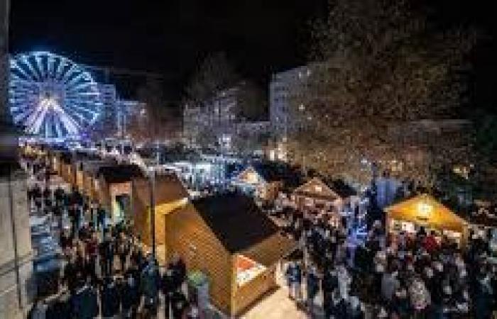 En directo desde el mercadillo navideño de Valencia.