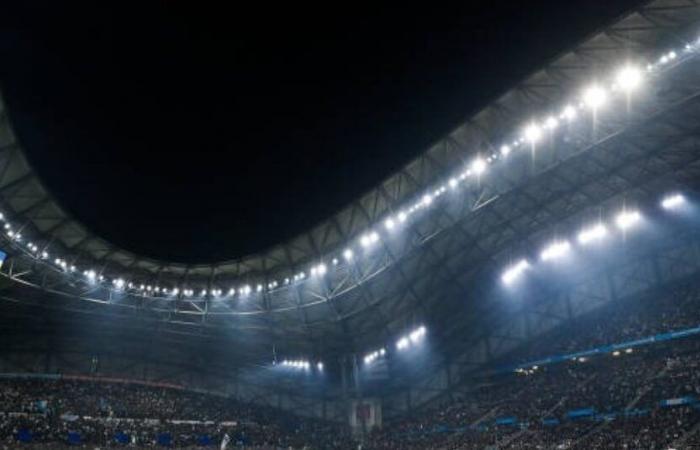 ¡La Brigada del Loira apoyó incluso en el Vélodrome!