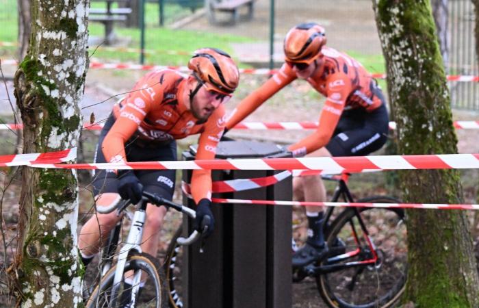 Ciclocross: William Millat por delante de su hermano Adrien en las alturas de Le Creusot