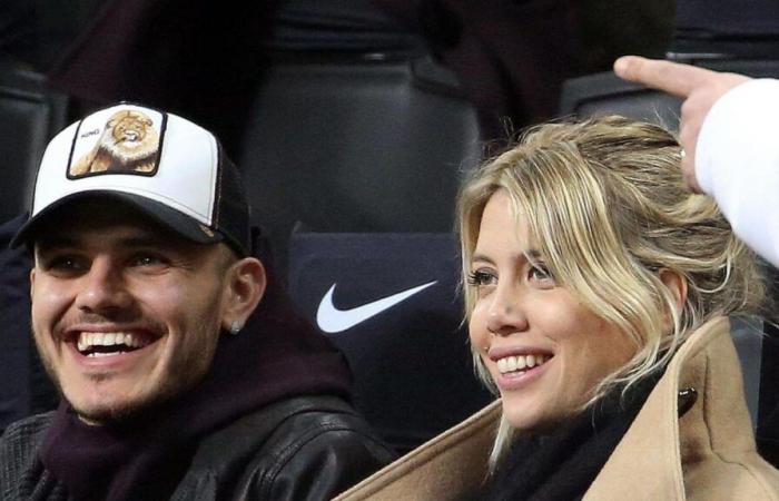 Wanda Nara hace equilibrio sobre Mauro Icardi