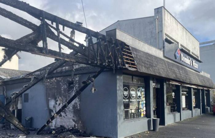 Doce scooters y el toldo de una pizzería destruidos en un incendio en Caen