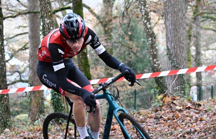 Ciclocross: William Millat por delante de su hermano Adrien en las alturas de Le Creusot