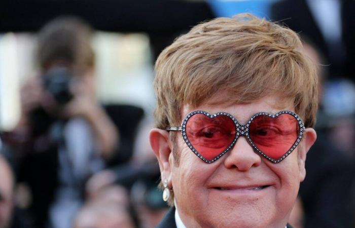 Elton John afirma haber perdido completamente la vista tras su infección ocular