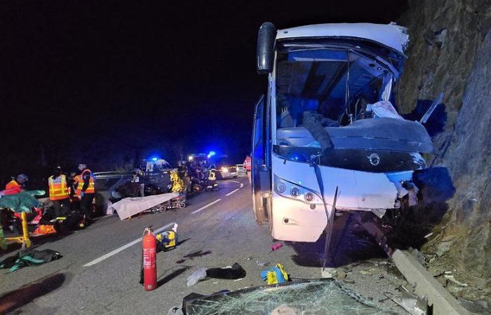 Accidente de autobús en Porté-Puymorens: un niño de 4 años entre los heridos más graves, otros 9 en emergencia absoluta, 2 pasajeros muertos