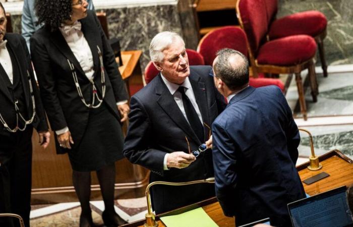 El gobierno de Barnier indulto tras la aplicación del 49.3, dos mociones de censura presentadas por la RN y la izquierda, siguen las reacciones