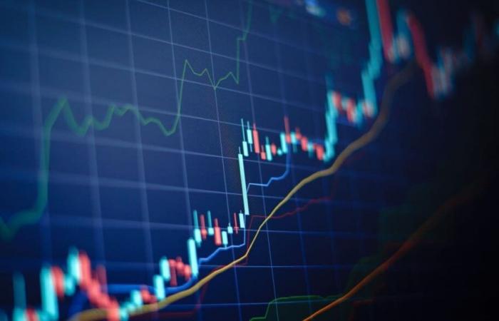 El precio de Bitcoin cae, pero XRP se dispara un 30% y se ubica entre los 3 primeros