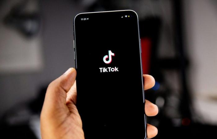 Estudiante causa explosión en la universidad porque ‘lo vio en TikTok’