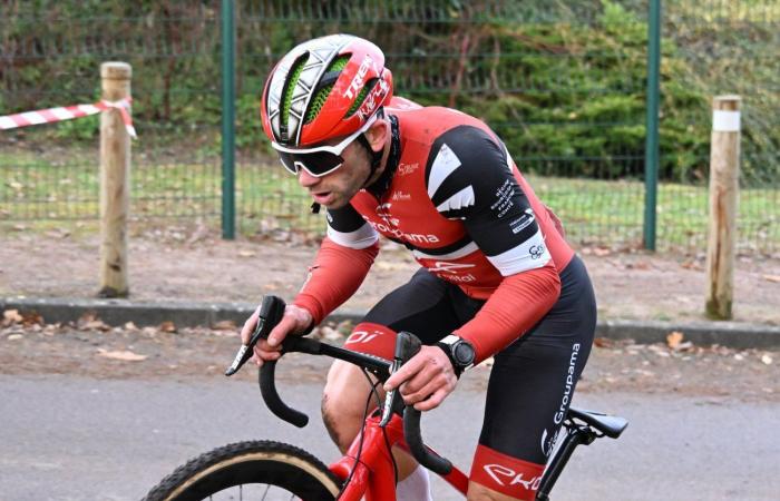 Ciclocross: William Millat por delante de su hermano Adrien en las alturas de Le Creusot