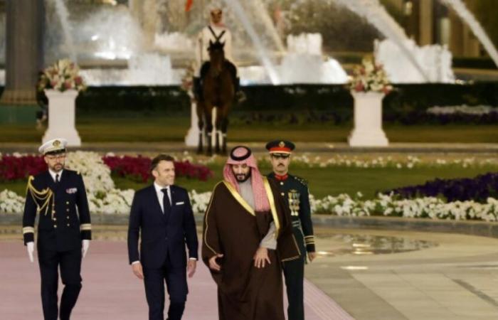 Macron continúa su visita de Estado a Arabia Saudita con un componente económico: Noticias