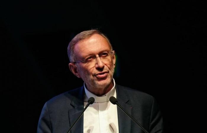 El rector arcipreste de Notre-Dame de París quiere que el acceso a la catedral siga siendo gratuito