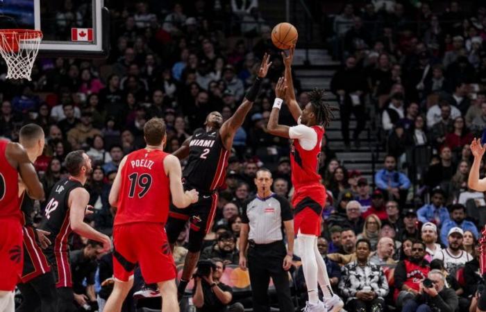 Los Raptors recuperan uno del Heat en casa 119-116