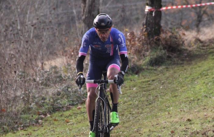 Ciclocross: William Millat por delante de su hermano Adrien en las alturas de Le Creusot