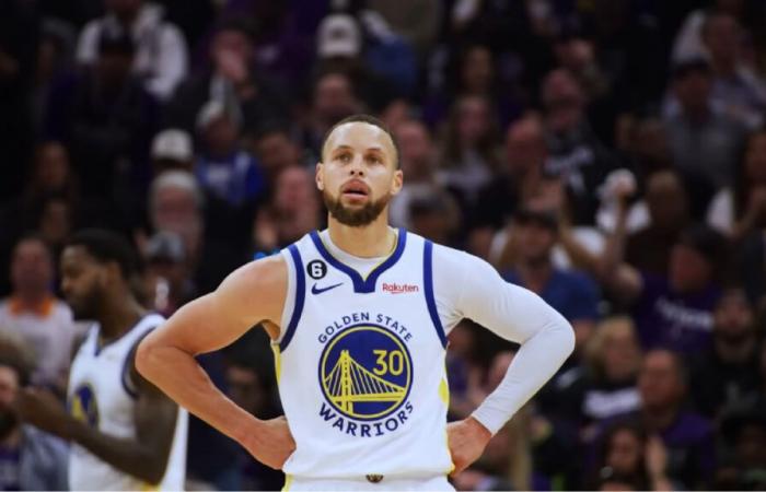 Stephen Curry, ¿un plan de mantenimiento para aliviar sus rodillas?