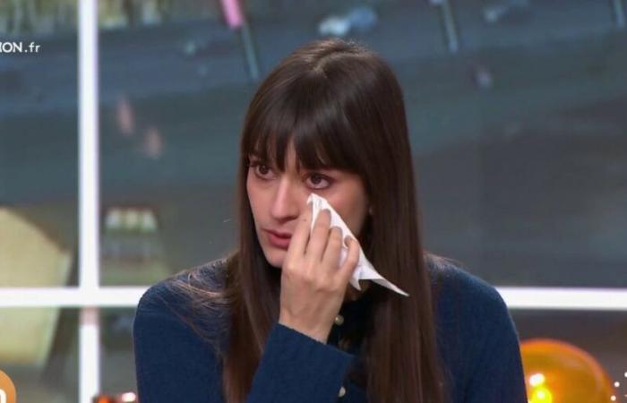 Clara Luciani conmovida hasta las lágrimas por un tierno mensaje de una amiga en Télématin (VIDEO)