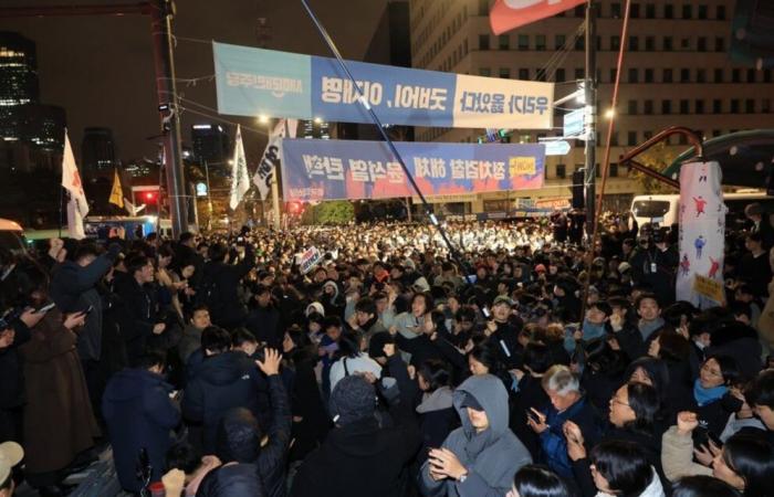 EN VIVO – Corea del Sur: El Parlamento vota para bloquear la ley marcial mientras cientos de manifestantes están en las calles