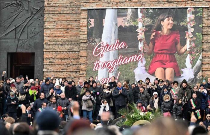 “Una brutalidad particular”: un estudiante condenado a cadena perpetua por un feminicidio que conmocionó a Italia