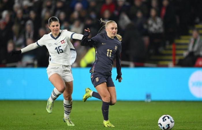 Fútbol femenino: Suiza levanta cabeza, pero pierde en Inglaterra