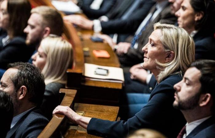 La derecha acusa a Marine Le Pen “de llevar al país al caos por puro oportunismo”