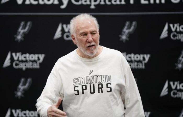 Después de su derrame cerebral, Popovich está mejor pero aún está lejos de regresar al banquillo de los Spurs.