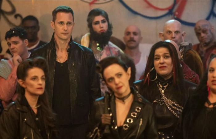 Alexander Skarsgard retoma su papel de vampiro en otra serie de televisión