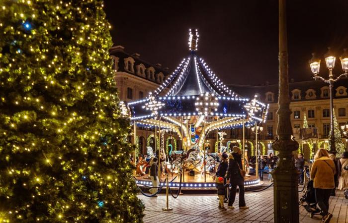 El Carrusel Louis Vuitton Place Vendôme: un paseo gratuito de alta costura en el corazón de París