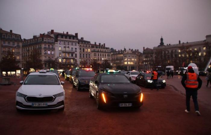 Taxi Lyon: bloqueo y amenaza al Festival de las Luces de 2024