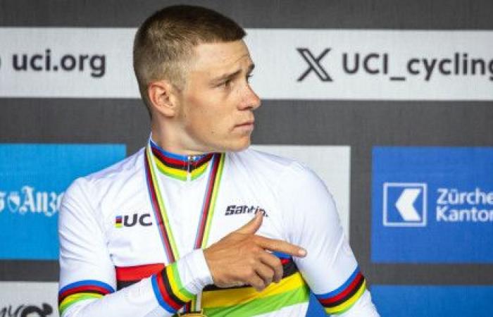 Remco Evenepoel resulta herido al chocar contra un vehículo postal