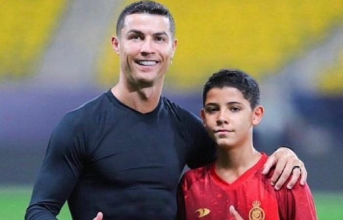 Cristiano Ronaldo revela sobre su hijo: “Cuando le enseñé el cuartito donde dormía cuando tenía 12 años, respondió…”