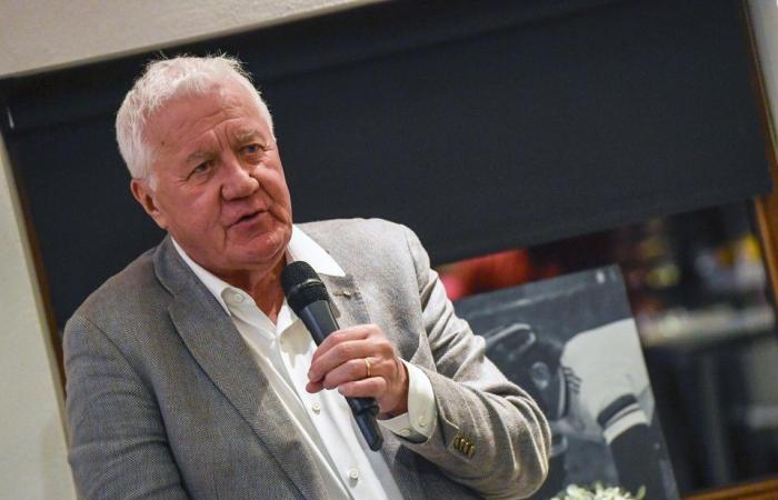 Patrick Lefevere intenta mantener la calma tras el accidente de Remco Evenepoel: “Por suerte es diciembre y no abril”