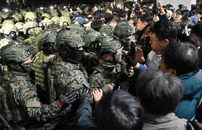 El presidente surcoreano anuncia el levantamiento de la ley marcial y la retirada de las tropas