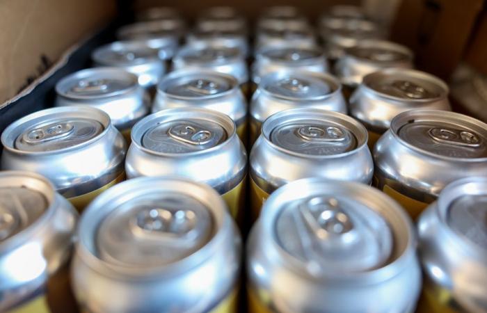 Quebec planea poner fin a los sellos para las cervezas de las microcervecerías